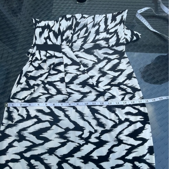 ARMANI Exchange Black & White Printed Dress Size 2 - Picture 11 of 11